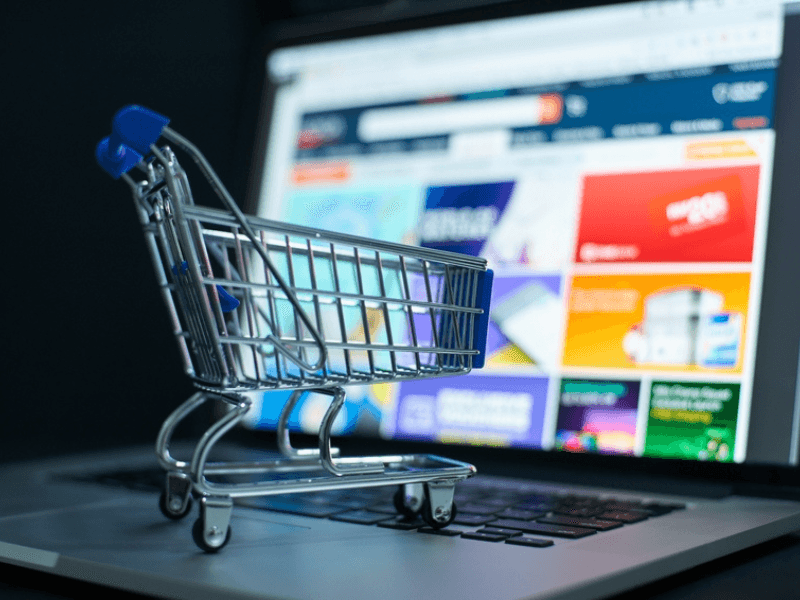 Retail & E-commerce